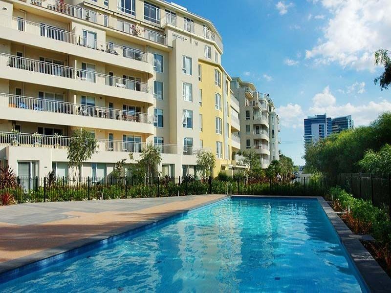 32/8 Graham Street, Port Melbourne VIC 3207