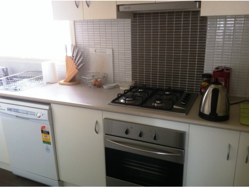 1/24 Swinburne Court, Truganina VIC 3029