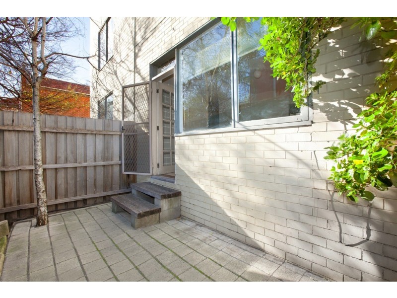 1/2A Robe Street, St Kilda VIC 3182