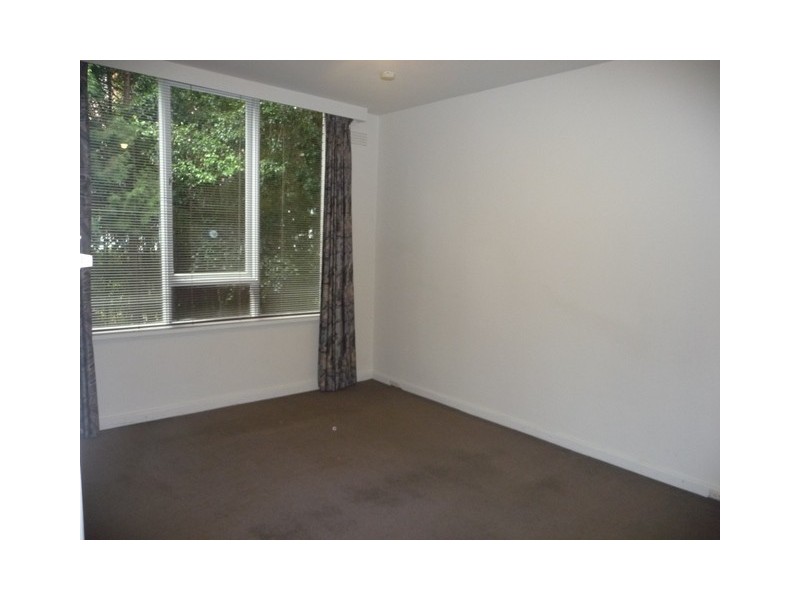11/301 Dandenong Road, Prahran VIC 3181