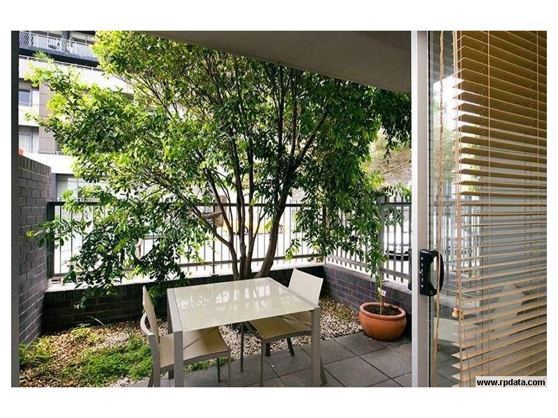 4/80 Dow Street, Port Melbourne VIC 3207