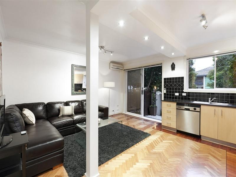 1/15 Sydney Street, Murrumbeena VIC 3163