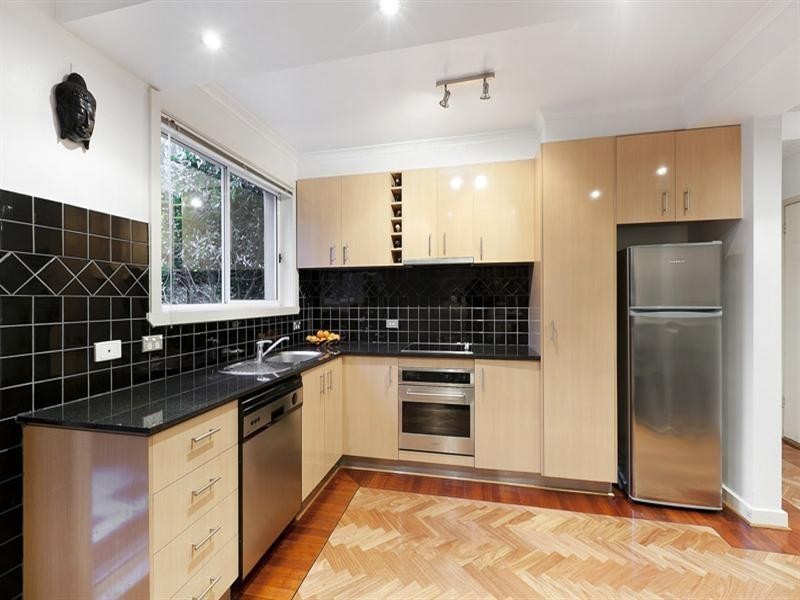 1/15 Sydney Street, Murrumbeena VIC 3163