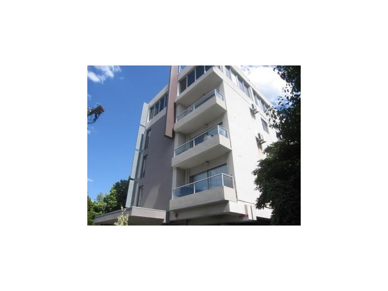 204/64 Wellington Street, St Kilda VIC 3182
