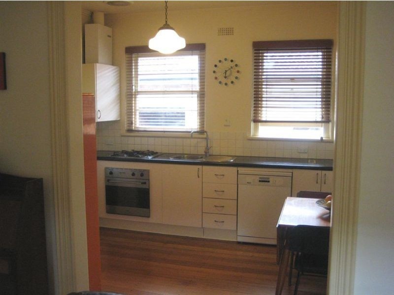 8/38 Barkly Street, St Kilda VIC 3182