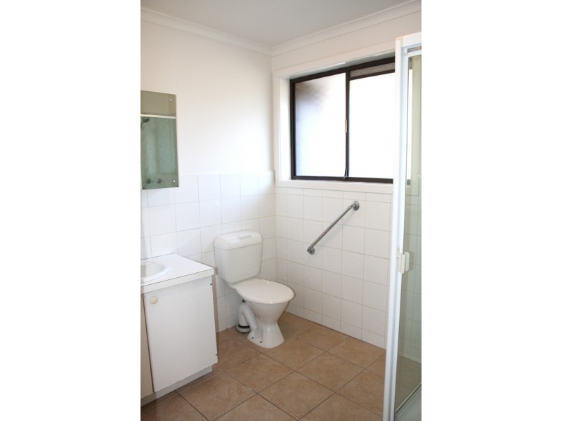 2/68 Carlisle Street, St Kilda VIC 3182