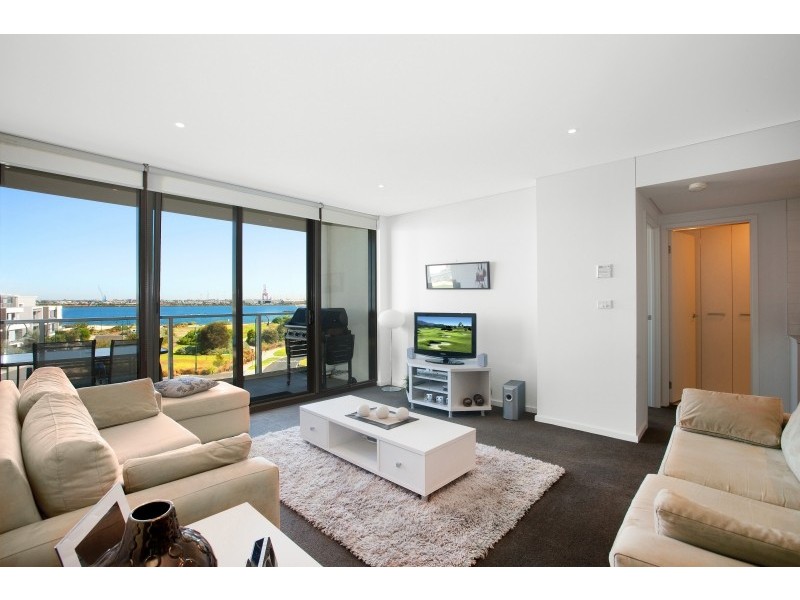 203/159 Beach Street, Port Melbourne VIC 3207