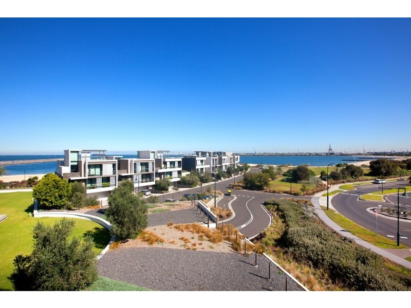 203/159 Beach Street, Port Melbourne VIC 3207