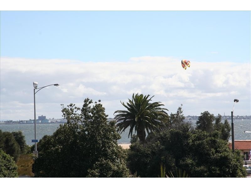 13/343 Beaconsfield Parade, St Kilda West VIC 3182