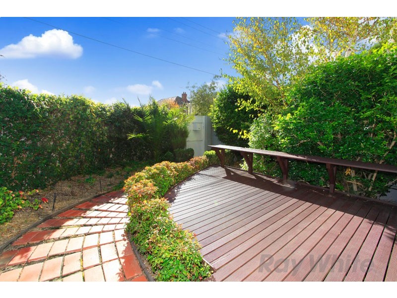 1B Wordsworth Street, St Kilda VIC 3182