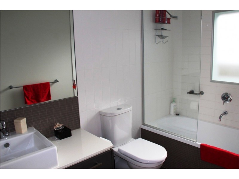 4/42 Ruskin Street, Elwood VIC 3184