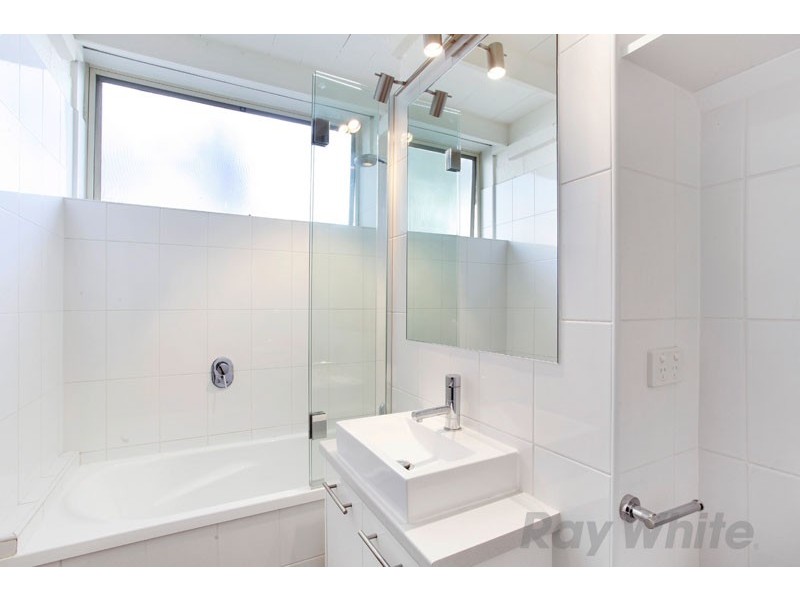 4/9 Denbigh Road, Armadale VIC 3143