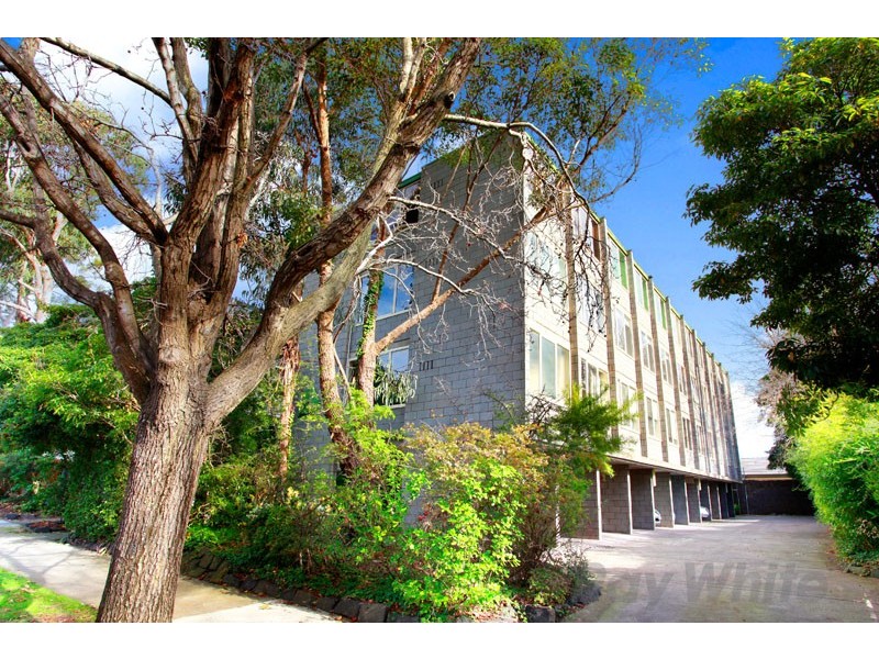 4/9 Denbigh Road, Armadale VIC 3143