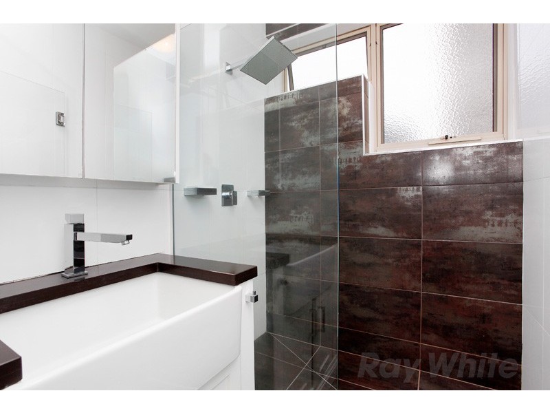 22/1 Esplanade, St Kilda VIC 3182