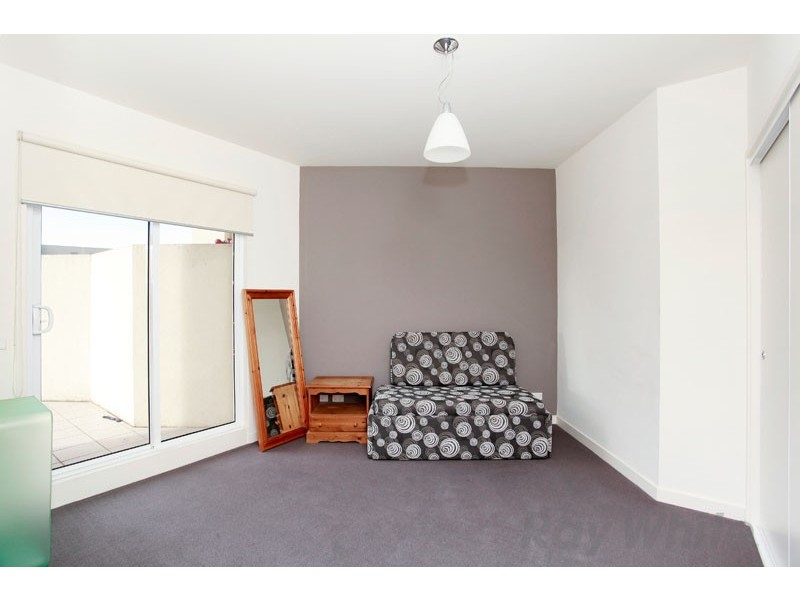 7/15 Liardet Street, Port Melbourne VIC 3207