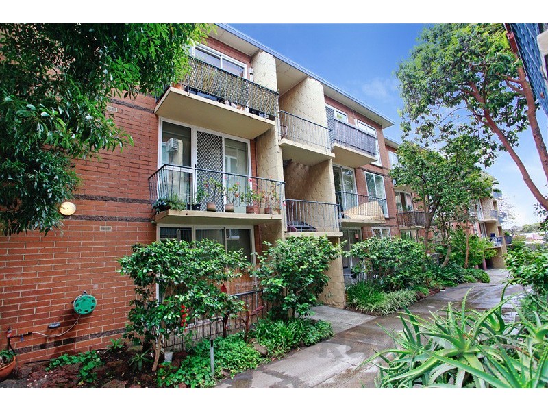 36/23-25 Robe Street, St Kilda VIC 3182