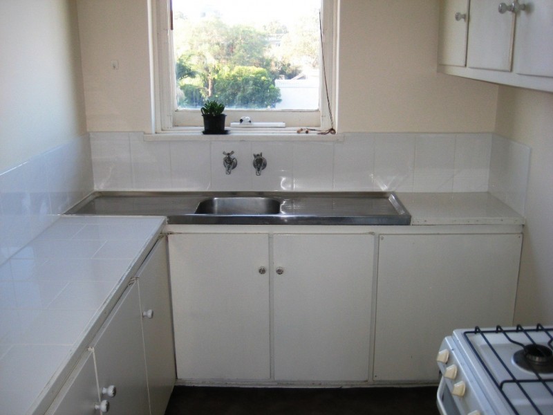 36/23-25 Robe Street, St Kilda VIC 3182