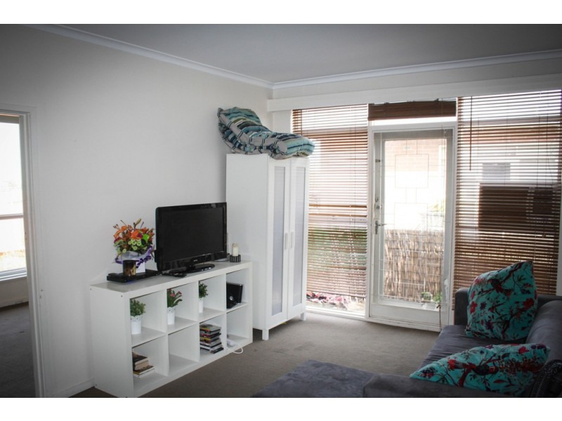 36/23-25 Robe Street, St Kilda VIC 3182