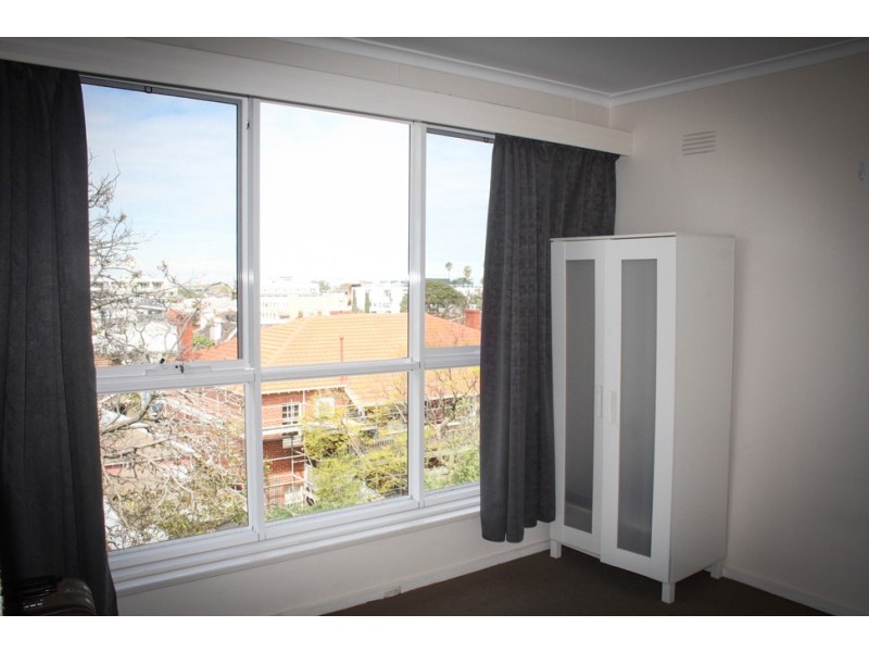 36/23-25 Robe Street, St Kilda VIC 3182