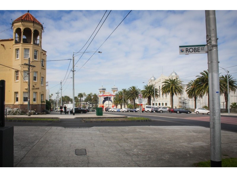 36/23-25 Robe Street, St Kilda VIC 3182