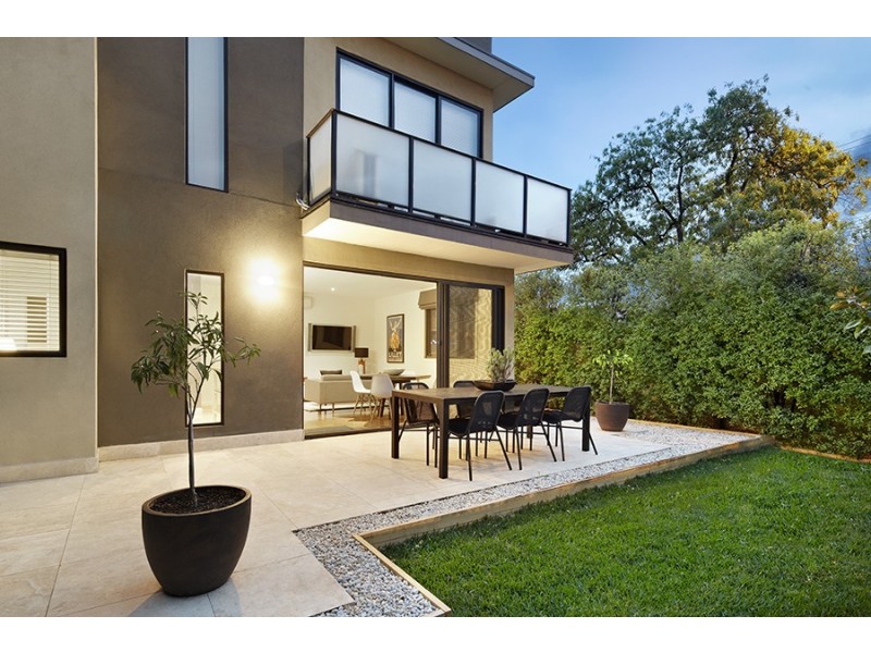 1/321 Orrong Road, St Kilda East VIC 3183