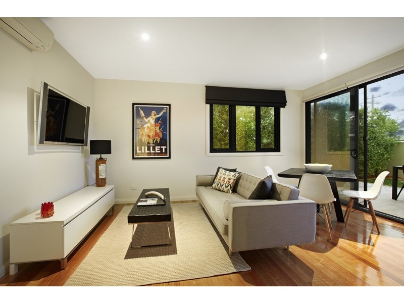 1/321 Orrong Road, St Kilda East VIC 3183