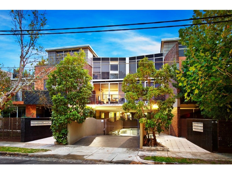 3 3-5 Daley Street, Elwood VIC 3184