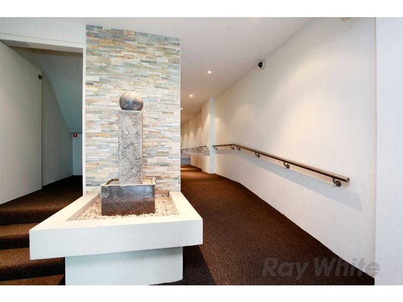 21/325 Beaconsfield Parade, St Kilda West VIC 3182