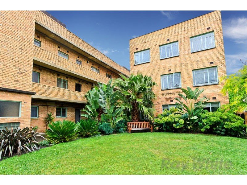 6/11 Burnett Street, St Kilda VIC 3182