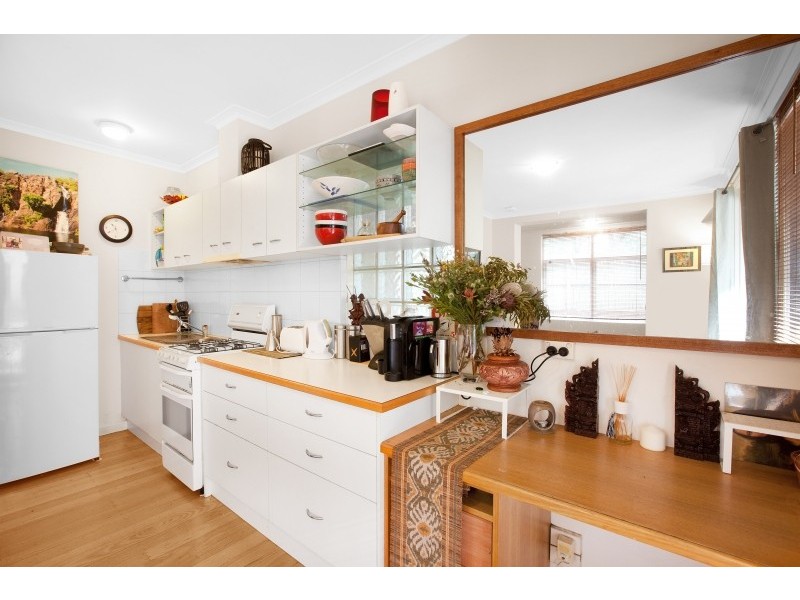 1/48 Dalgety Street, St Kilda VIC 3182