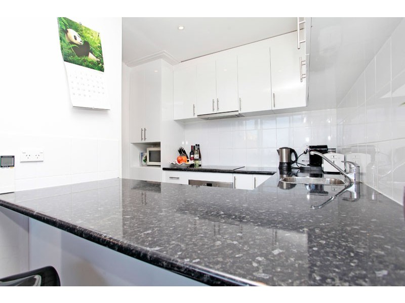 24/343 Beaconsfield Parade, St Kilda VIC 3182