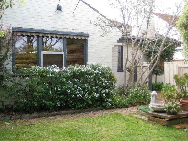15 Cummins Road, Brighton East VIC 3187