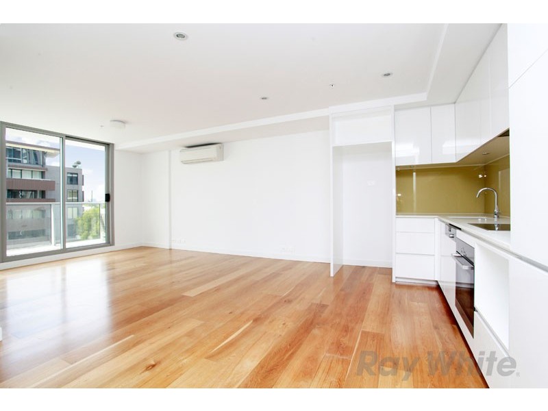 429/70 Nott Street, Port Melbourne VIC 3207