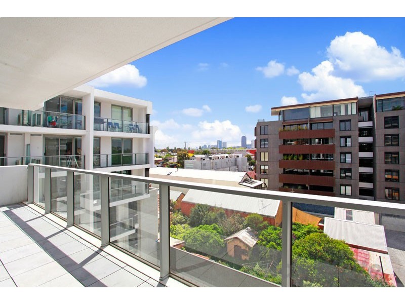429/70 Nott Street, Port Melbourne VIC 3207