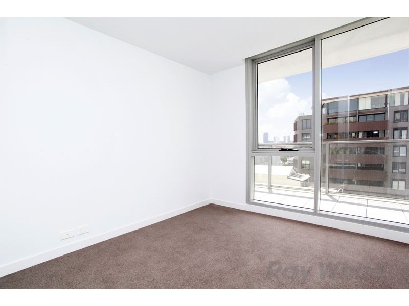 429/70 Nott Street, Port Melbourne VIC 3207
