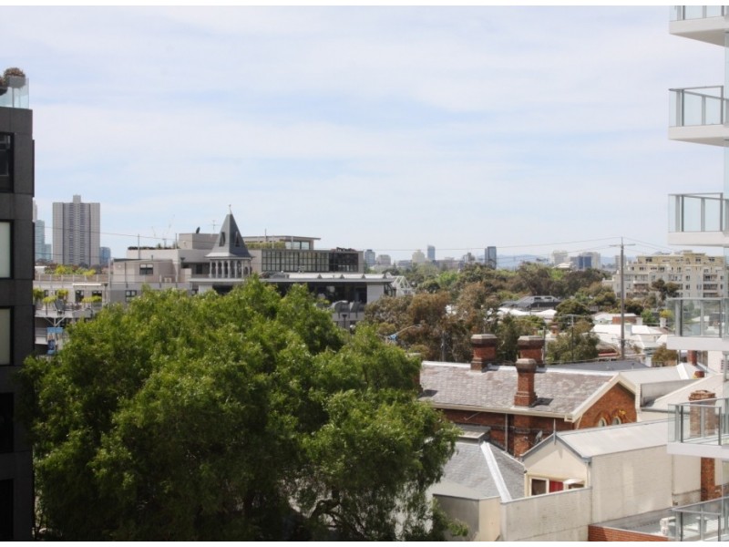 429/70 Nott Street, Port Melbourne VIC 3207