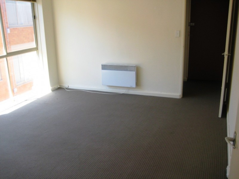 8/16 Westbury Grove, St Kilda East VIC 3183