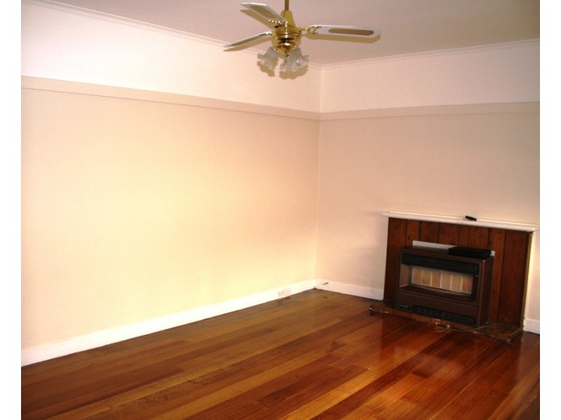 16 Muriel Court, Coburg North VIC 3058