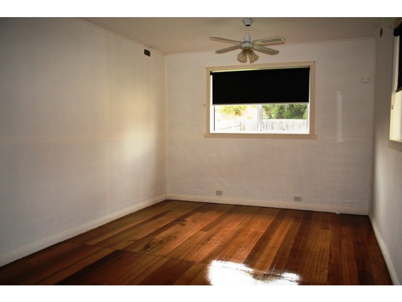 16 Muriel Court, Coburg North VIC 3058