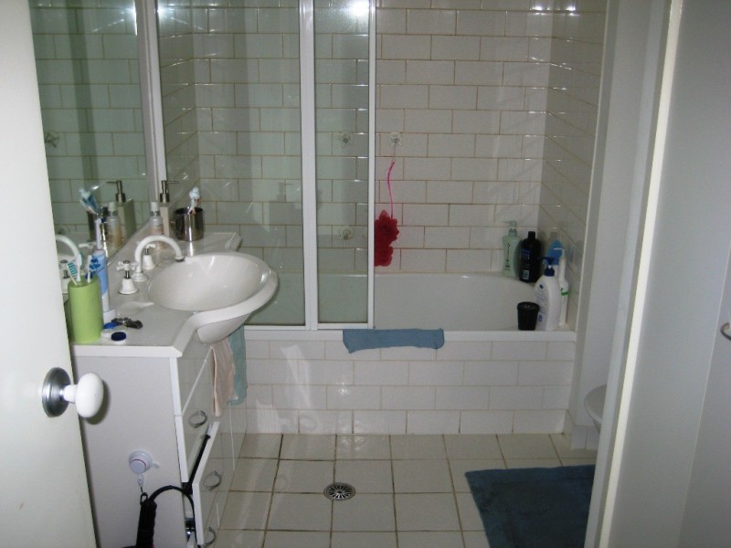 1002/148 Wells Street, Southbank VIC 3006