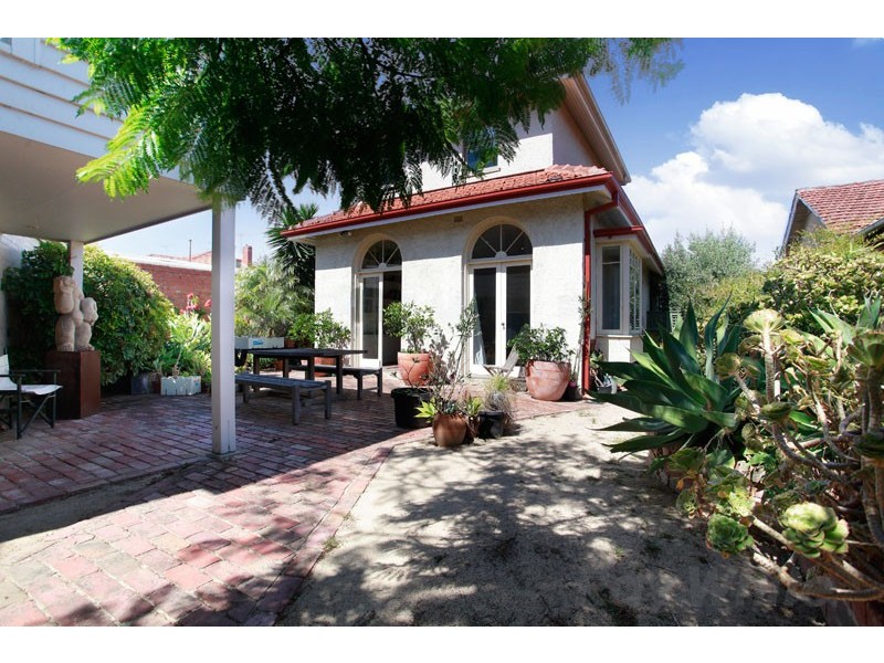 6 Foster Street, St Kilda VIC 3182