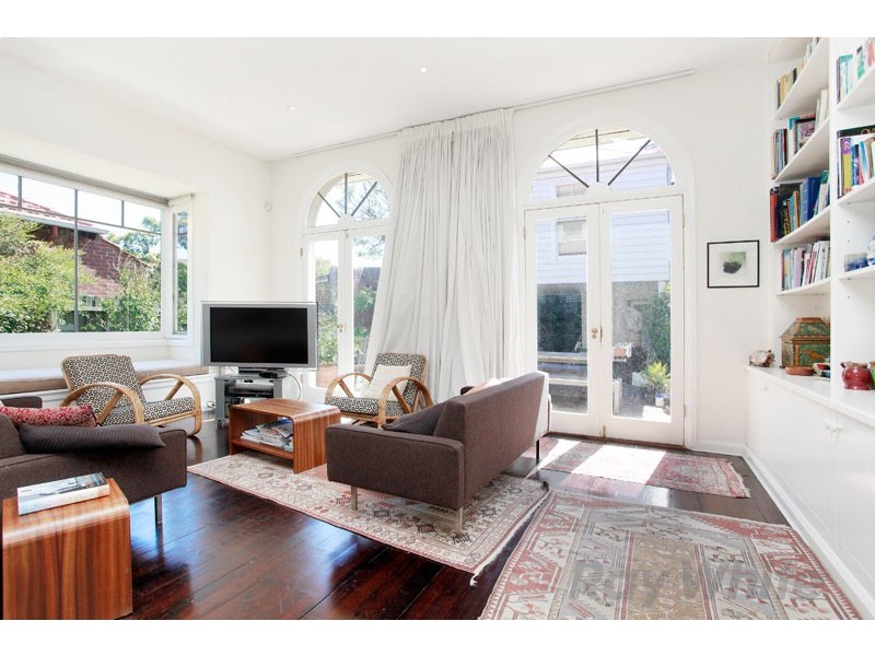 6 Foster Street, St Kilda VIC 3182