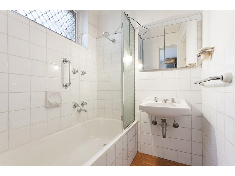 4/82 Grey St, St Kilda VIC 3182