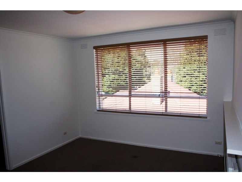 10/156A Napier Street, Essendon VIC 3040