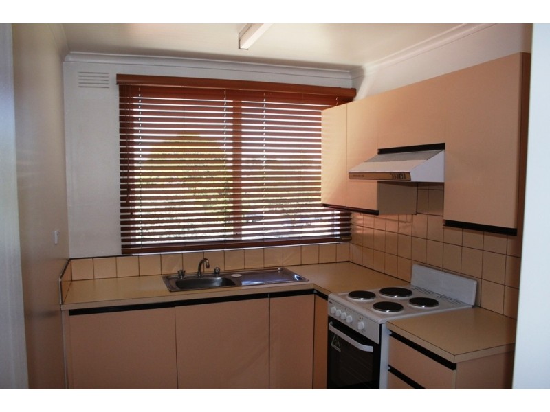 10/156A Napier Street, Essendon VIC 3040