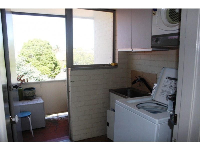 10/156A Napier Street, Essendon VIC 3040