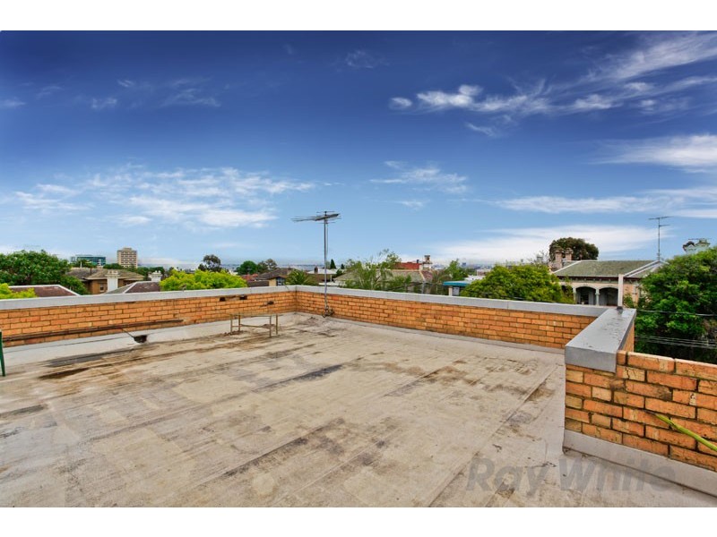 4/11 Burnett Street, St Kilda VIC 3182