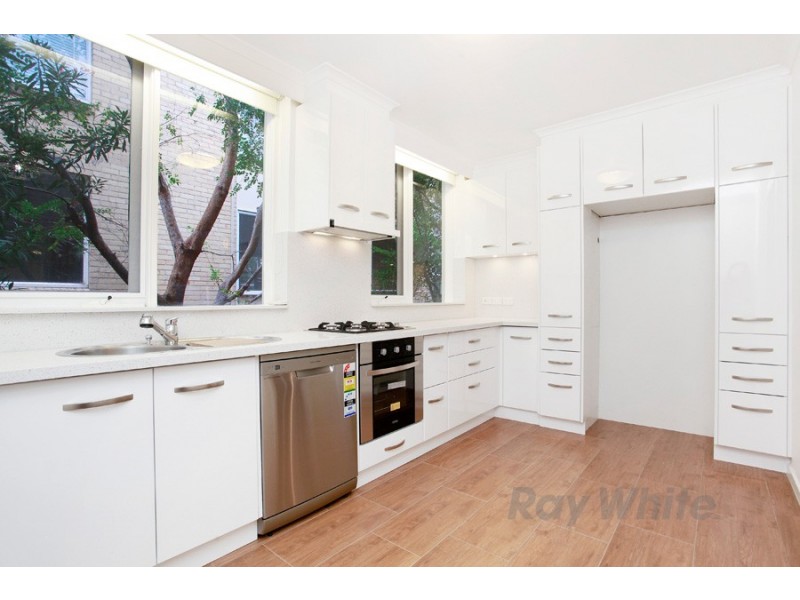 2/3 Alfriston Street, Elwood VIC 3184