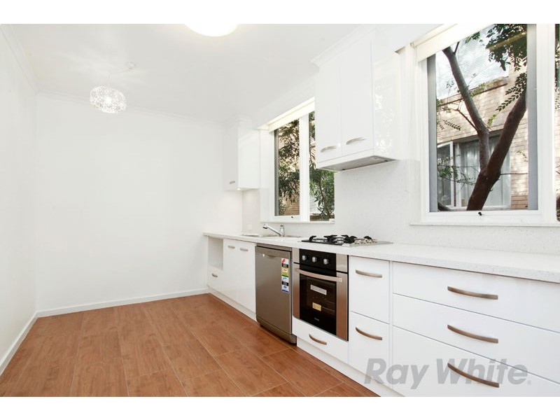 2/3 Alfriston Street, Elwood VIC 3184