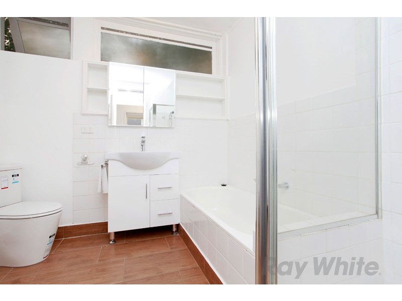 2/3 Alfriston Street, Elwood VIC 3184